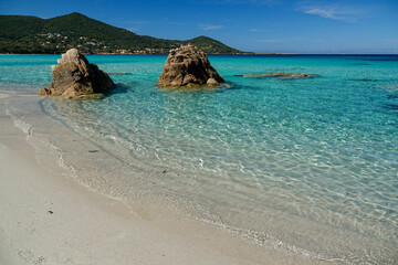 Obraz premium La plage de Mare e Sole en Corse
