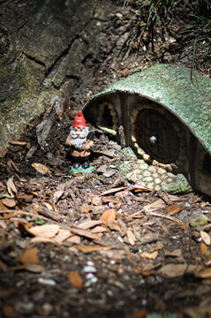 Knome by little cottage home