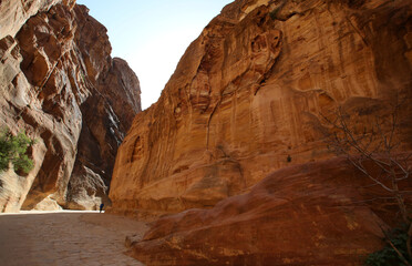 The Siq of Petra with its beautiful rocks