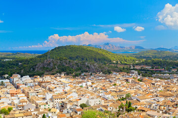 Fototapeta na wymiar Pollença Dorf auf der Insel Mallorca, Spanien