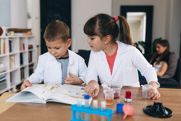 children do chemical experiments at home