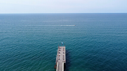 vista aerea a Forte dei Marmi: il Pontile ed il mare - obrazy, fototapety, plakaty