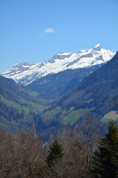 Riemenstaldnertal mit Chaiserstock, Chronenstock und Bl&uuml;emberg, Kanton Schwyz