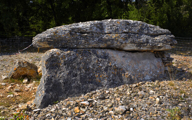 Grealou, dolmen de Pech Laglaire. This megalith is located in the Lot department, two kilometers...