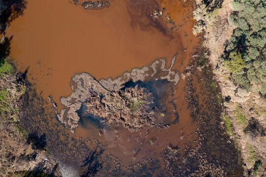 Drone aerial photograph of a polluted lake in Yarramundi Reserve in regional Australia