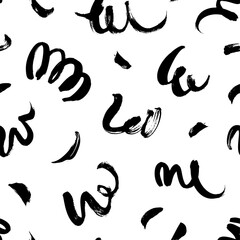 Curly waves hand drawn seamless pattern. Ink brush grunge vector texture. Black wavy lines on white background. Paint brushstrokes freehand drawing. Abstract wrapping paper, textile monochrome design.