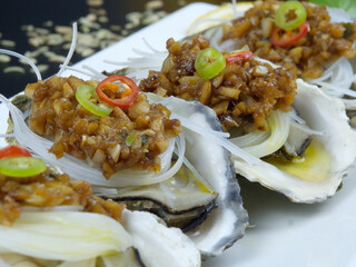 Close-up garlic vermicelli oysters, depth of field effect