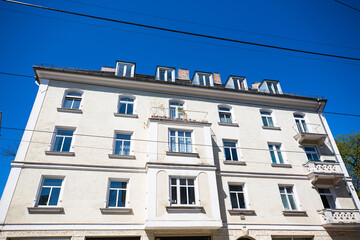 Fototapeta na wymiar Altbauhäuser in Neuhausen, renovierte Altbauhäuser