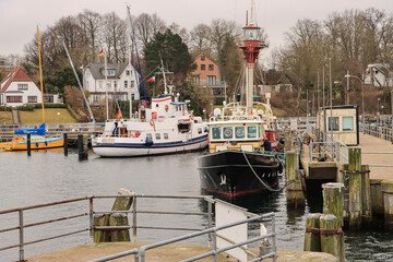 Hafenszene in Heikendorf an der Kieler Förde (Möltenort)