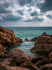 Obraz premium Cloudy day at the beach