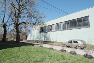 Obraz premium old destroyed house