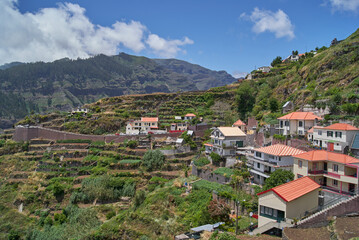 Fototapeta na wymiar village on top of the mountain, living of terraced cultivation in Madeira Island