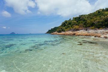 Fototapeta na wymiar Beautiful beach view in Perhentian Island, Malaysia 