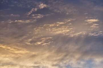 Obraz premium Clouds during a Colourful Sunset