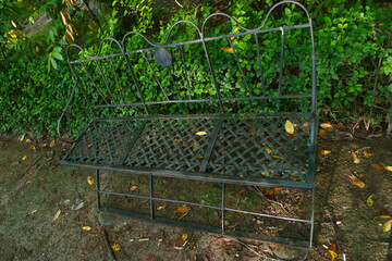 ławka metal zabytek park aranjuea © Piotr