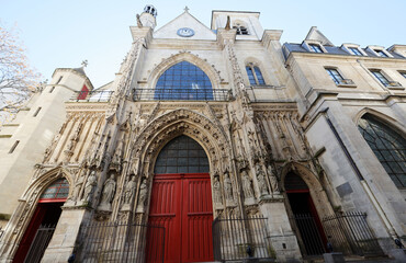 Fototapeta na wymiar The Church of Saint-Merri is a parish church in Paris, located along the busy street Rue Saint Martin, on the Rive Droite. Paris. France.