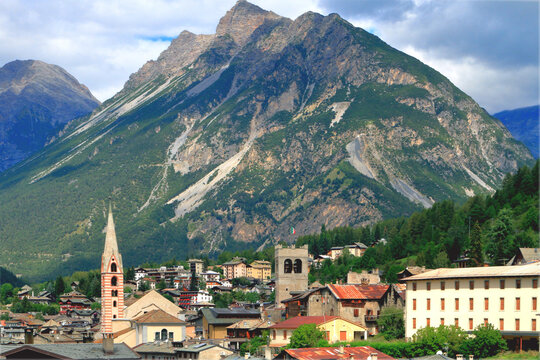 BORGO DI BORMIO, BORMIO VILLAGE
