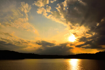 Fototapeta premium 多摩湖・絶景夕焼け/Tama lake・Superb view Sunset