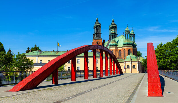 Panoramic view of Ostrow Tumski island with Jordan Bridge over Cybina river and Poznan Cathedral of St. Peter and St. Paul in Poznan, Poland