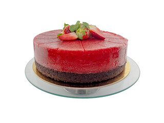 Erdbeer-Schokotorte - weißer Hintergrund
