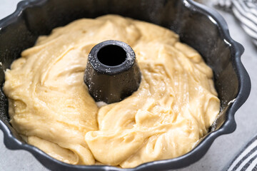 Lemon pound cake
