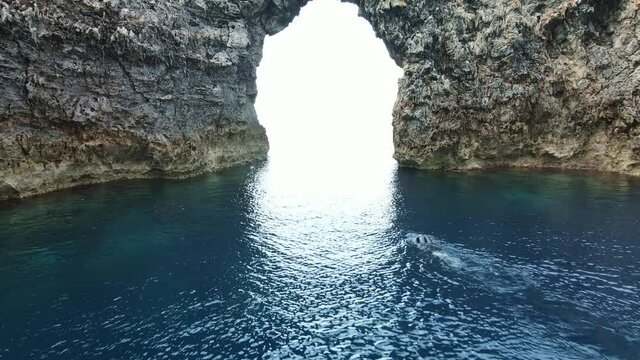 Buceando pont den gil