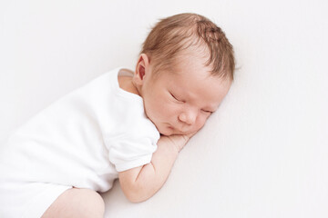 newborn baby sleeps