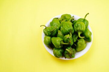 capsicum , varieties , Green chili , Is capsicum a fruit ,capsicum is a fruit or vegetable .