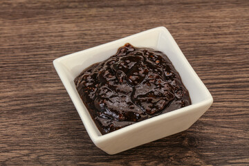 Black Pepper sauce in the bowl