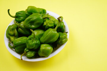 capsicum , varieties , Green chili , Is capsicum a fruit ,capsicum is a fruit or vegetable .