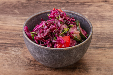 Pickled red cabbage with herbs