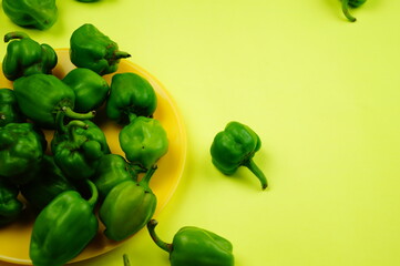 capsicum , varieties , Green chili , Is capsicum a fruit ,capsicum is a fruit or vegetable .