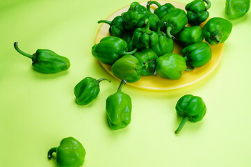 capsicum , varieties , Green chili , Is capsicum a fruit ,capsicum is a fruit or vegetable .