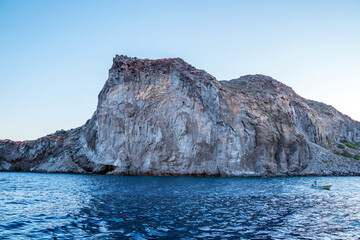 Fototapeta na wymiar Blue Santorini Coast of Greece