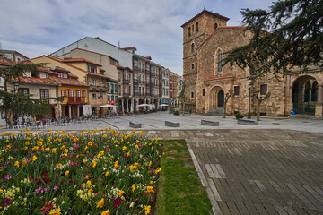 Iglesia de San Nicolás de Bari or Iglesia de San Francisco, in the town of Avilés, Asturias, a...