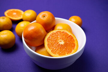 oranges in a bowl