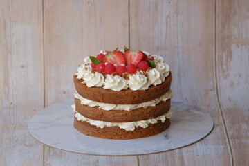 Cake design with fresh fruit