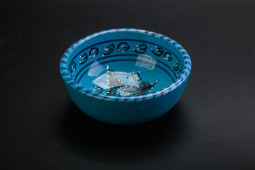 Color empty bowl for kitchen