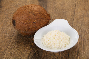 Coconut shredded chip with nut