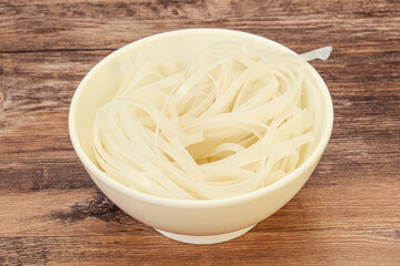 Boiled rice noodle for cooking