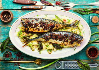 Baked mackerel with potatoes