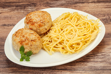 Spaghetti with homemade chicken cutlet
