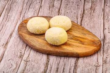 Raw potato zrazy for cooking