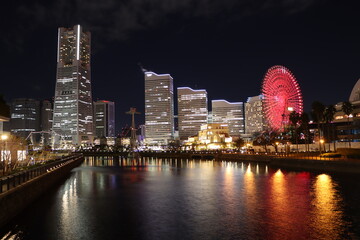 横浜みなとみらいの夜景（クリスマスの季節）