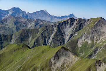 Fototapeta na wymiar mountain panorama in tirol - austria in summer with a far-reaching view