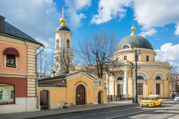 Fototapeta na wymiar Sorrowful Church on Bolshaya Ordynka in Moscow. Caption: Candle shop
