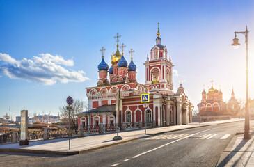 Fototapeta na wymiar St. George Church on Varvarka Street in Moscow