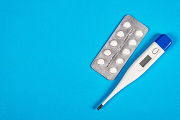 Pills and Thermometer closeup