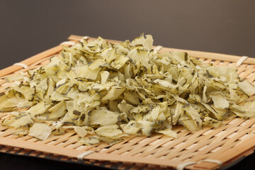 北海道南かやべ産　削り昆布