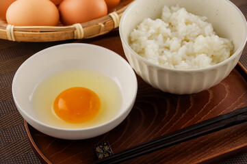 たまごとご飯